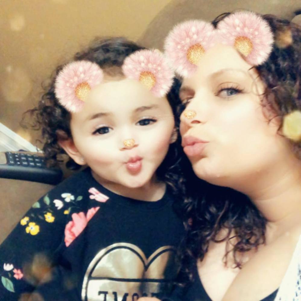 Meet your Posher, Dena